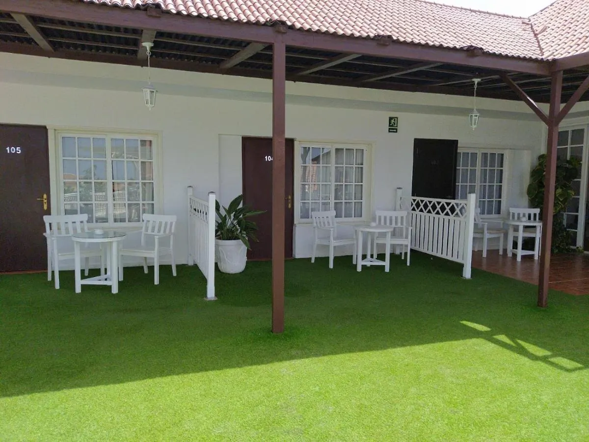 Villa Las Flores Адехе