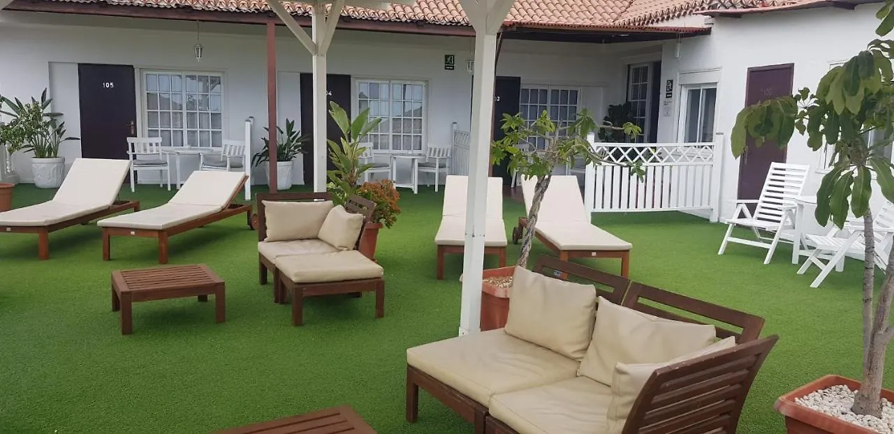 Отель Villa Las Flores Адехе